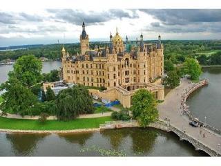Pension Toscana ชเวียรีน ภายนอก รูปภาพ